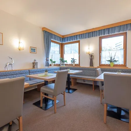 Haus Markus Strolz 3* Sankt Anton am Arlberg